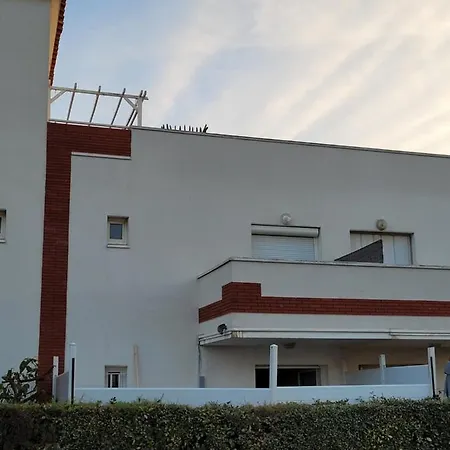 Tahiti Beach, T2 A La Mer, Piscine, Terrasse Et Parking Appartement *
