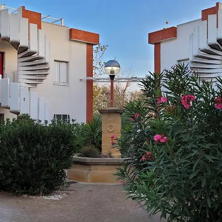 Tahiti Beach, T2 A La Mer, Piscine, Terrasse Et Parking דירה