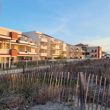 Tahiti Beach, T2 A La Mer, Piscine, Terrasse Et Parking *