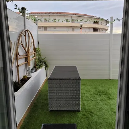 Apartment Tahiti Beach, T2 A La Mer, Piscine, Terrasse Et Parking Frontignan