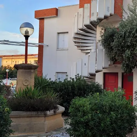 Tahiti Beach, T2 A La Mer, Piscine, Terrasse Et Parking דירה פרונטיניאן