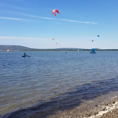 Tahiti Beach, T2 A La Mer, Piscine, Terrasse Et Parking דירה *