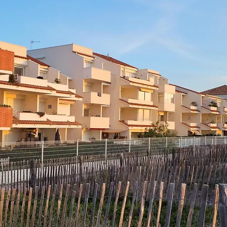 Апартаменты Tahiti Beach, T2 A La Mer, Piscine, Terrasse Et Parking *