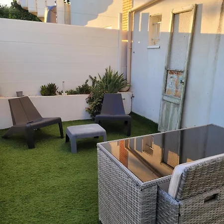 Tahiti Beach, T2 A La Mer, Piscine, Terrasse Et Parking *